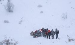 Artvin’de çığda 1 ölü, 2 kişi hala kar altında