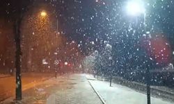 Silivri ve Çatalca’da kar yağışı başladı