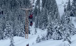 Uludağ'da 40 tatilci mahsur kaldı!