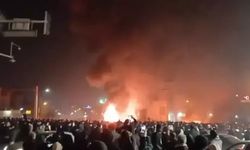 İran hava sahasını uçuşlara kapattı