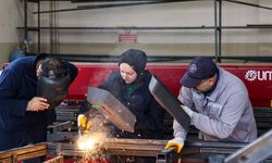 Meslek lisesi öğrencileri kamelya üretecek