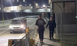 Tahliye edilen avukat Rezan Epözdemir, cezaevinden çıktı! İşte ilk görüntü