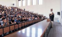 Üniversitelerde yeni dönem: Milyonları etkileyecek 'yıl' kararı geldi!
