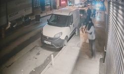 Elindeki kalaşnikofu kaptıran saldırgan ortalığı birbirine kattı