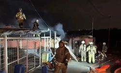 Sultangazi’de gece yarısı korkutan yangın