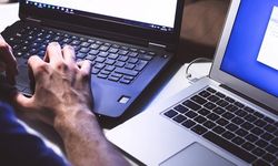 Türkiye'de ilk internet bağlantısının gerçekleştirildiği tarih hangisidir?