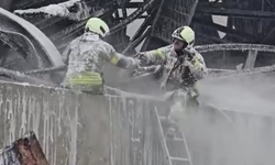 Yangında yürekleri ısıtan görüntü