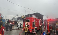 Eyüpsultan'da 3 ayrı iş yerinde yangın çıktı