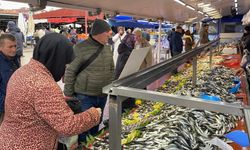 Balık tezgahları tatsız! Fiyatlar 150 liradan başlıyor