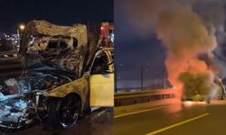 Kadıköy'de otomobil alev alev yandı