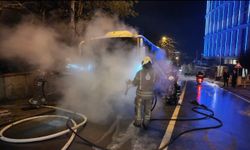 Park halindeki midibüste çıkan yangın söndürüldü