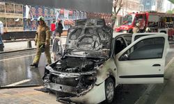 Mecidiyeköy’de otomobil küle döndü