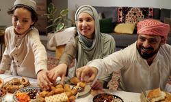 Katar, Ramazan sahuruna başlayan ilk ülke oldu!