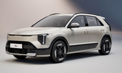 Kıa Nıro yenilenen yüzüyle tanıtıldı