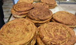 Ramazan’da büyük ilgi gören pide, Niğde tahinlisi!