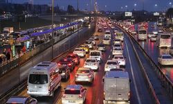 İstanbul'da ramazanın ilk gününde yoğun trafik