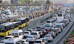 İstanbul’da trafik yoğunluğu hafta ortasında arttı