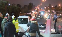 Ümraniye'de zincirleme kaza! 8 araç birbirine girdi