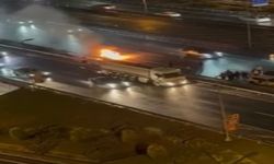 Haliç Köprüsü'ndeki otomobil küle döndü