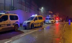 Polis aracı ile otomobil çarpıştı! 3 yaralı