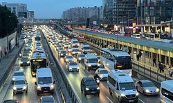 İstanbul'da yoğun trafik! Bu yollara dikkat