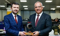 Abdulkadir Çay'dan DHA'ya ziyaret