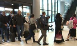 Katar'da mahsur kalan Türk vatandaşları Türkiye'ye döndü