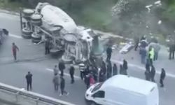 Ümraniye’de beton mikseri devrildi