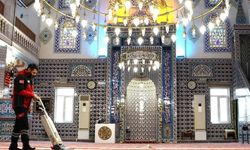 Ümraniye’de camilerde bayram mesaisi