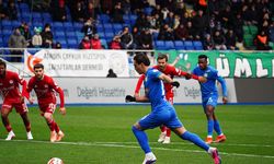 Çaykur Rizespor, penaltı golüyle kazandı