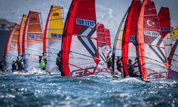 Sörf rüzgarı milli forma için esti