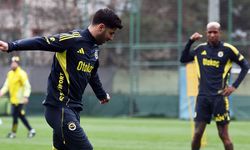 Fenerbahçe’de derbi mesaisi sürüyor