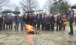 Baharın gelişini ateş yakıp demir döverek kutladılar