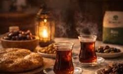 Sahur ile iftarda fazla tüketilen çay ve kahve zararlı