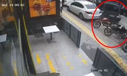 Fren yerine gaza bastı, 4 araca çarptı