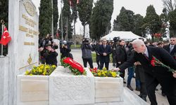 Mehmet Akif Ersoy, kabri başında anıldı