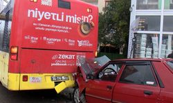 Ümraniye’de kaza: Otomobil İETT otobüsüne çarptı