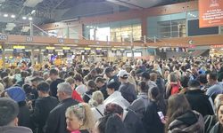 Sabiha Gökçen Havalimanı'nda uçuşlara yağmur engeli