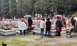 Şehitlikte bayram: Gözyaşı, dua ve hasret bir arada