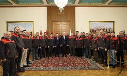 TBMM Başkanı Kurtulmuş, Meclis personeliyle bayramlaştı