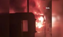 Sarıyer'de servis aracı alev alev yandı