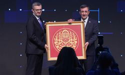 'Dezenformasyonla mücadele hayati önem taşıyor'