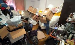 Bir binada iki çöp ev: 3 kamyon atık çıkarıldı