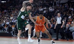 Fenerbahçe, play-off'u garantiledi