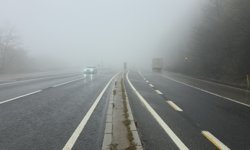 Yoğun sis Bolu Dağı'nı kapladı