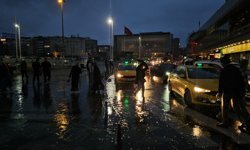 Uyarıların ardından sağanak yağış başladı