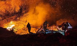 Beykoz’da korkutan yangın 9 saatte kontrol altına alındı