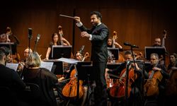 Eldar Mansurov’un ‘Senfonik Gravürler’ eseri AKM’de sahnelendi