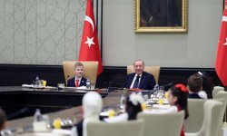 Cumhurbaşkanı Erdoğan, çocukları kabul etti