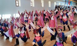 İstanbul'da 'Türk Dünyası Çocuk Oyunları Şenliği' düzenlendi